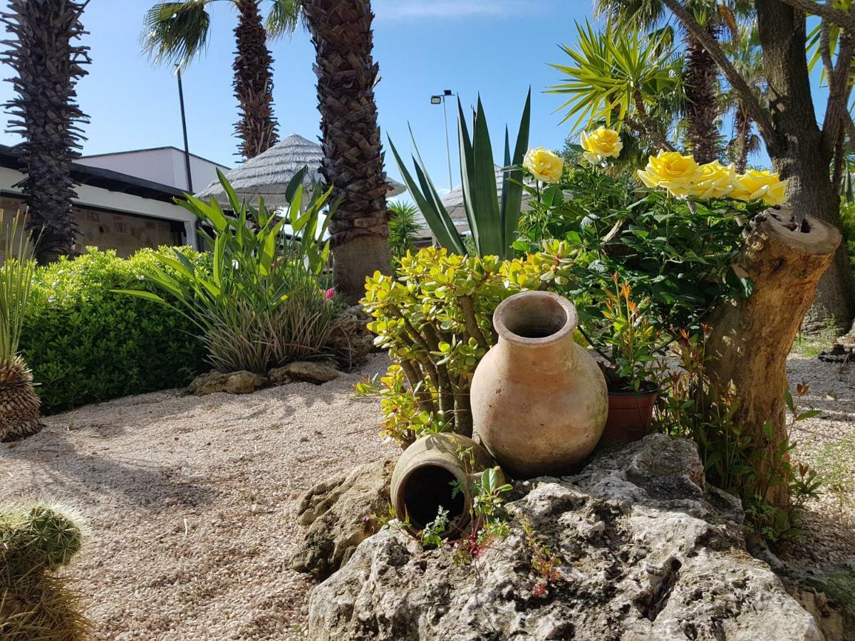 Masseria Pisciani Torchiarolo Bagian luar foto